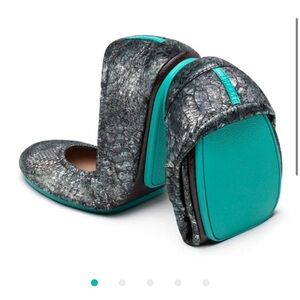 Tieks Drago Silver Metallic Ballet Flats Size 11